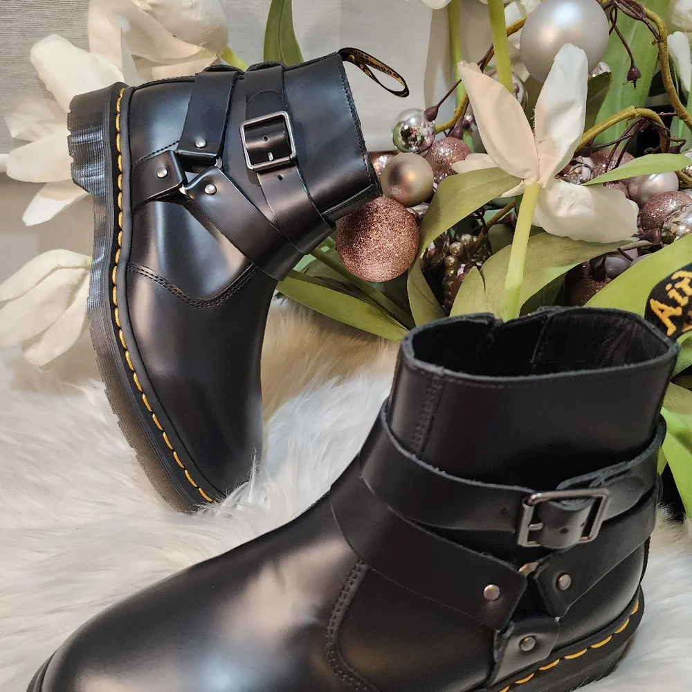 Dr Martens Jaimes Leather Harness Chelsea BootsM8/W9 new